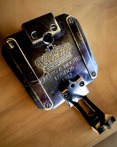 Bussola solida e premium da Capitano "Navigator" - con opzione di personalizzazione tramite incisione