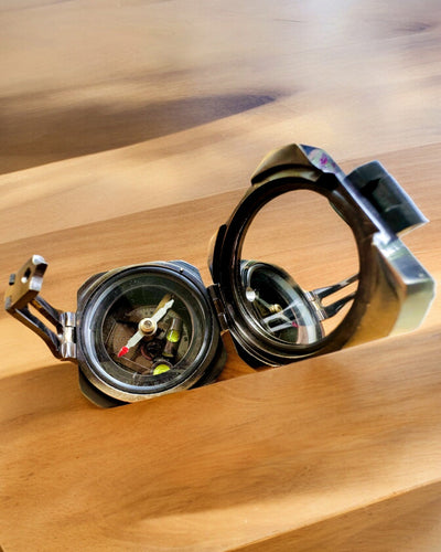 Bussola solida e premium da Capitano "Navigator" - con opzione di personalizzazione tramite incisione