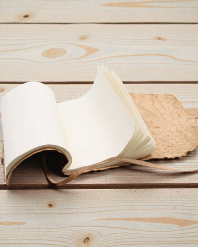 Taccuino da viaggio arrotolabile in pelle – Naturale (21 x 15 cm)