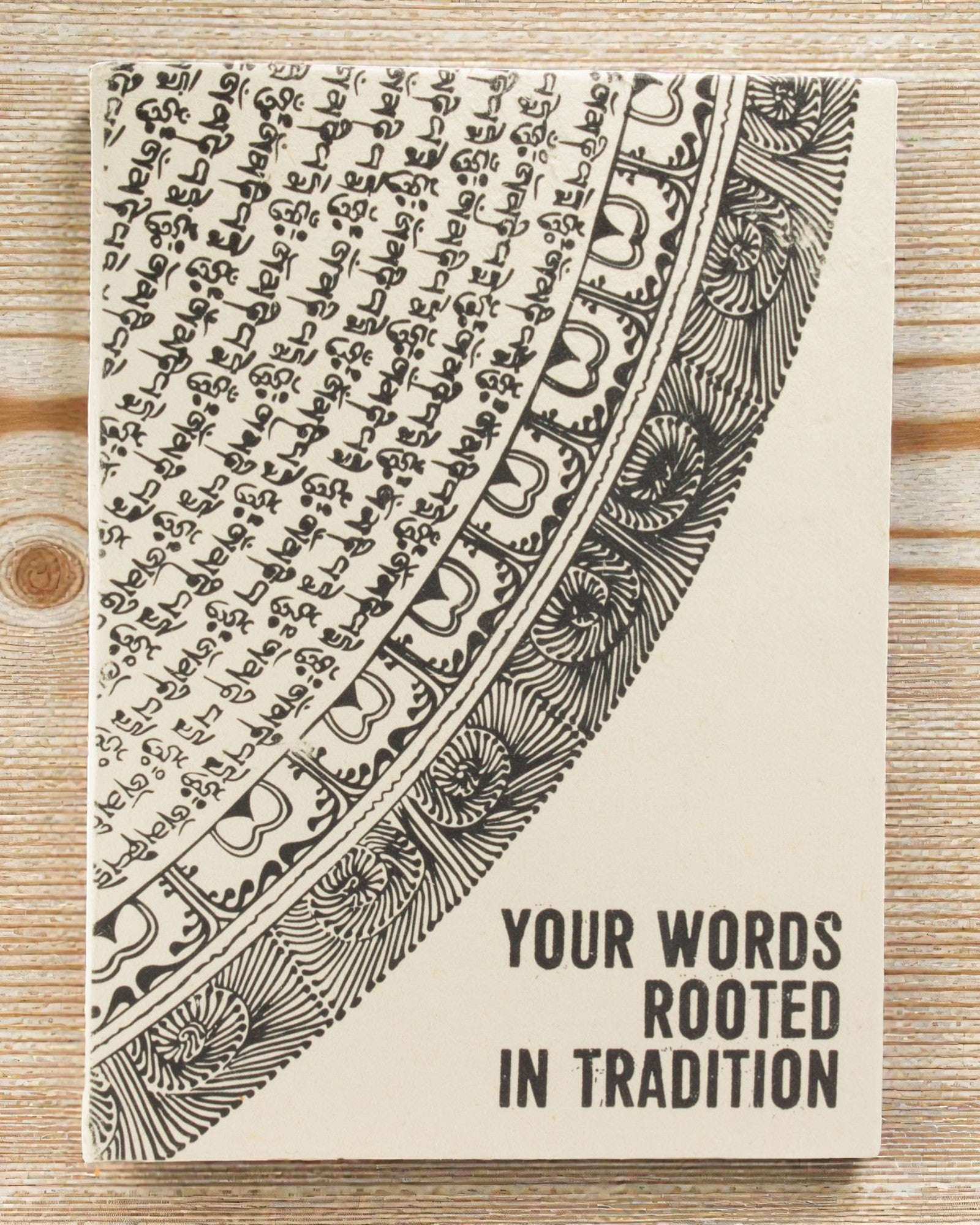 Lokta Scrittura Tradizionale – taccuino grande 21 × 15 cm, 45 fogli, Le tue parole radicate nella tradizione