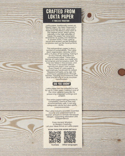 Taccuino Lokta con bandiera di preghiera tradizionale – Medio (15x12cm) – 45 fogli – Naturale