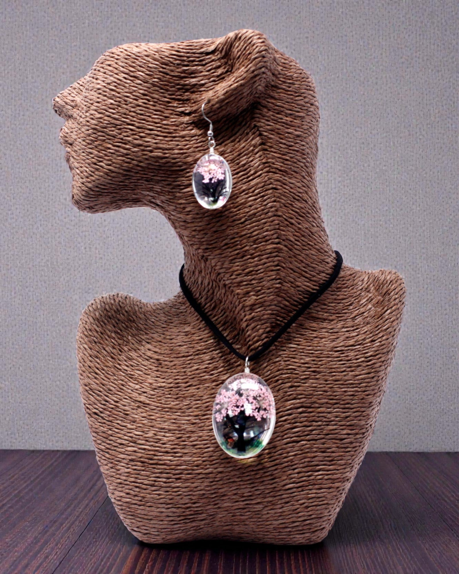 Giardino di Rose – Set di Gioielli con Fiori Essiccati Albero della Vita