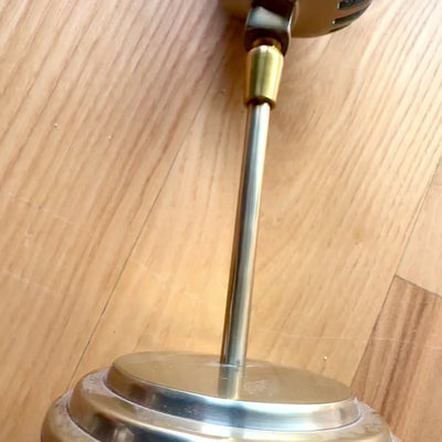 Statuetta microfono retrò con possibilità di personalizzazione tramite incisione, dorata, 25 cm