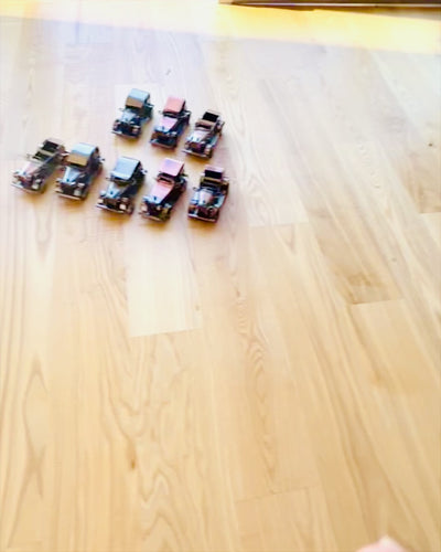 Auto classica retrò, automobile, in ferro - Collezione "Vintage Drive", modello di auto, personalizzazione con incisione per regalo