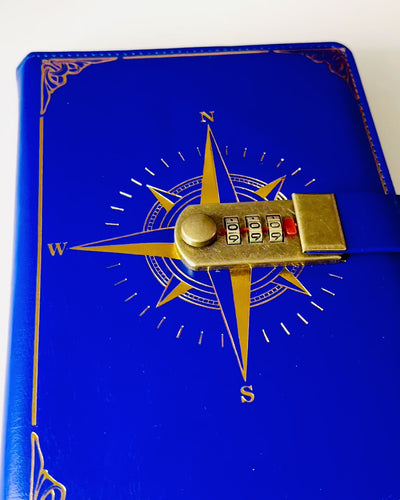 Taccuino Premium con Lucchetto a Combinazione A5 - Stile Vintage con Bussola, Design Giapponese, Articoli di Cancelleria per Studenti e Business. Personalizzazione con Incisione