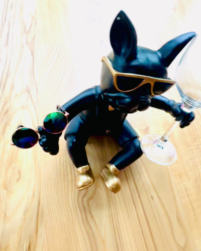 Figura esclusiva "Bulldog Elegante", colore nero, supporto per bicchiere di vino o champagne, personalizzazione con incisione