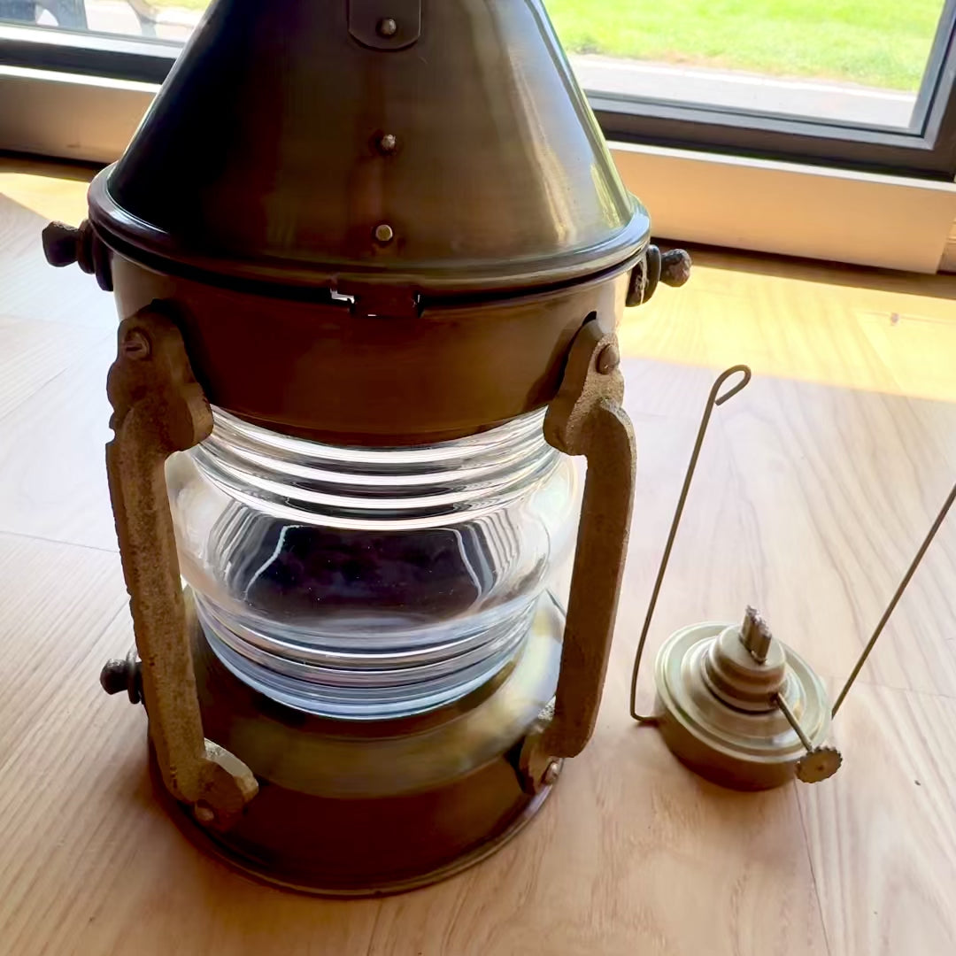 Lampada da marinaio in metallo retrò 34 cm con possibilità di personalizzazione tramite incisione in colore ottone invecchiato