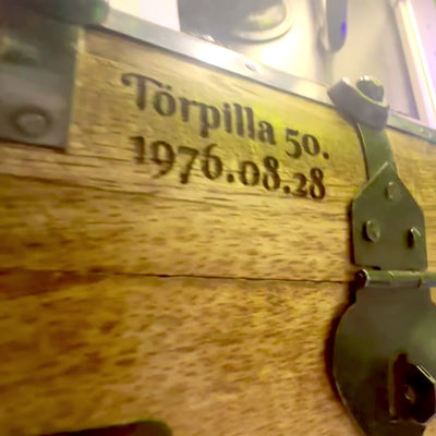 Scatola di legno per regalo con possibilità di personalizzazione tramite incisione