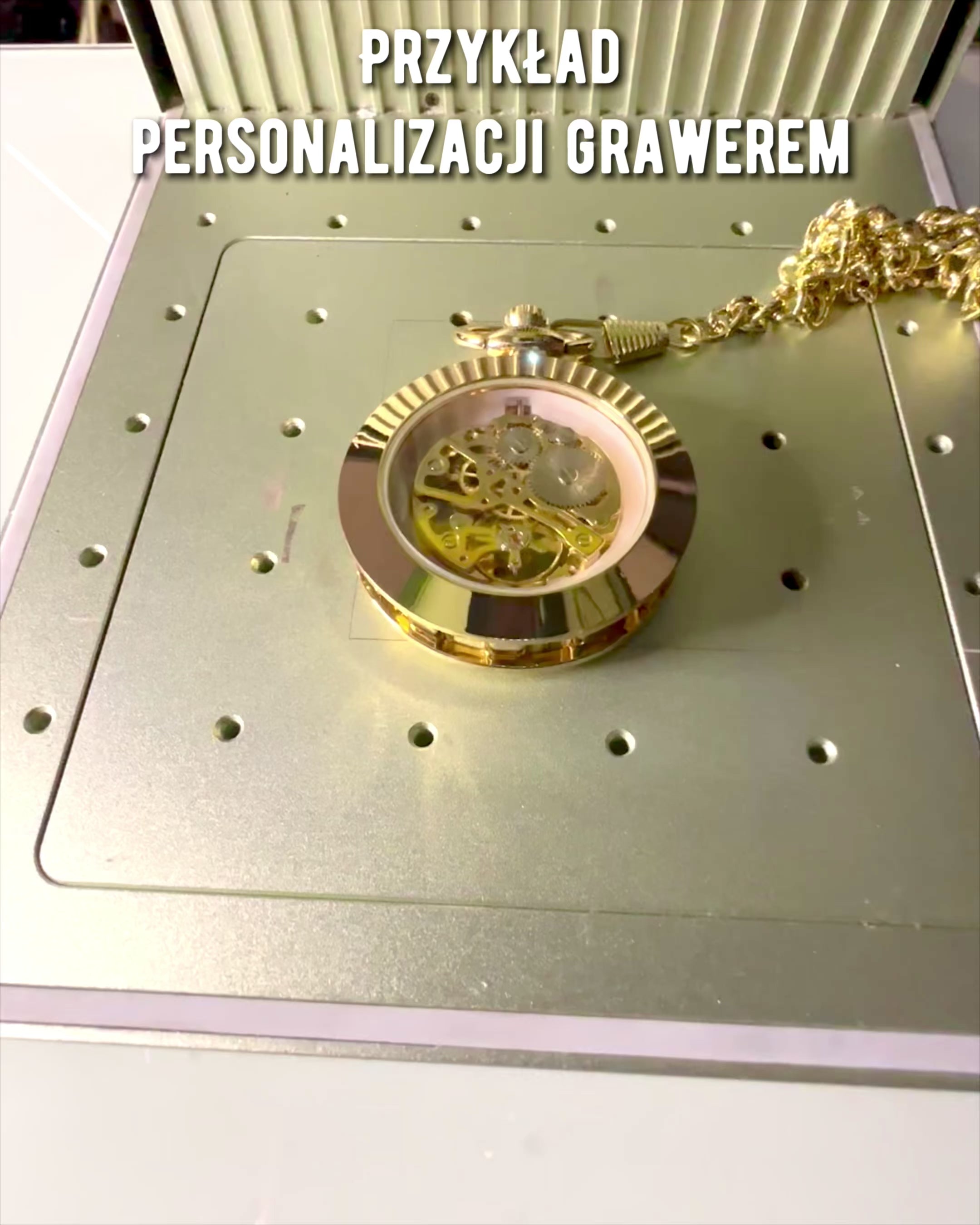 Orologio da Tasca Retrò – Lusso Meccanico in Stile Vintage colore oro, personalizzazione con incisione