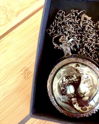 Orologio da tasca "Tygrysia Elegancja" in acciaio inossidabile con opzione di incisione per regalo