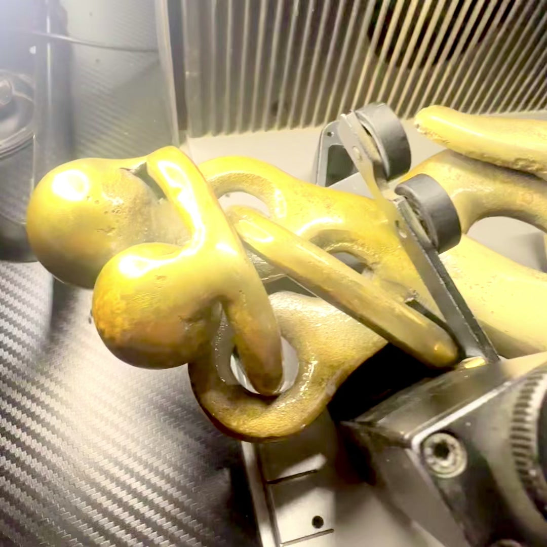 Figura metallica Coppia innamorata con incisione