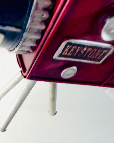 Figurina Decorativa "Retro Camera Keystone" con Possibilità di Incisione