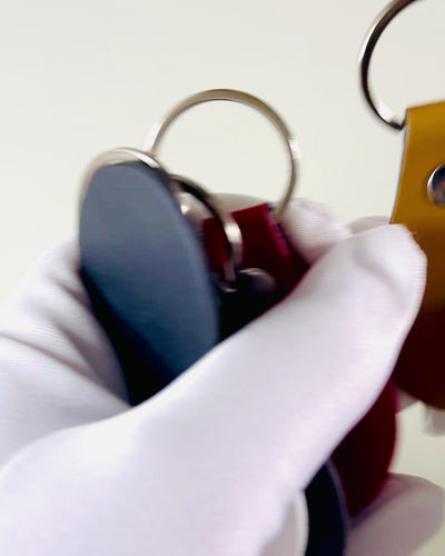 Portachiavi in Pelle PU Personalizzabile con Incisione - Disponibile in 5 Colori