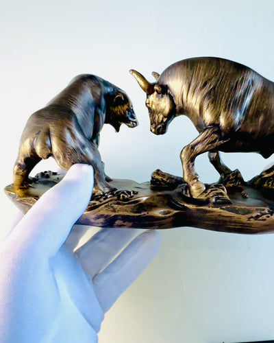 Scultura "Due rivali" - Toro e Orso - Simbolismo del Mercato Finanziario, Possibilità di Incisione - colore Rame