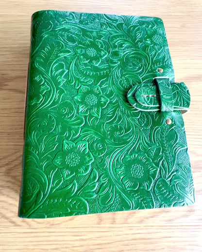 Taccuino Vintage in Pelle "Floralis" – stampato a mano, 400 pagine, possibilità di incisione, 2 varianti