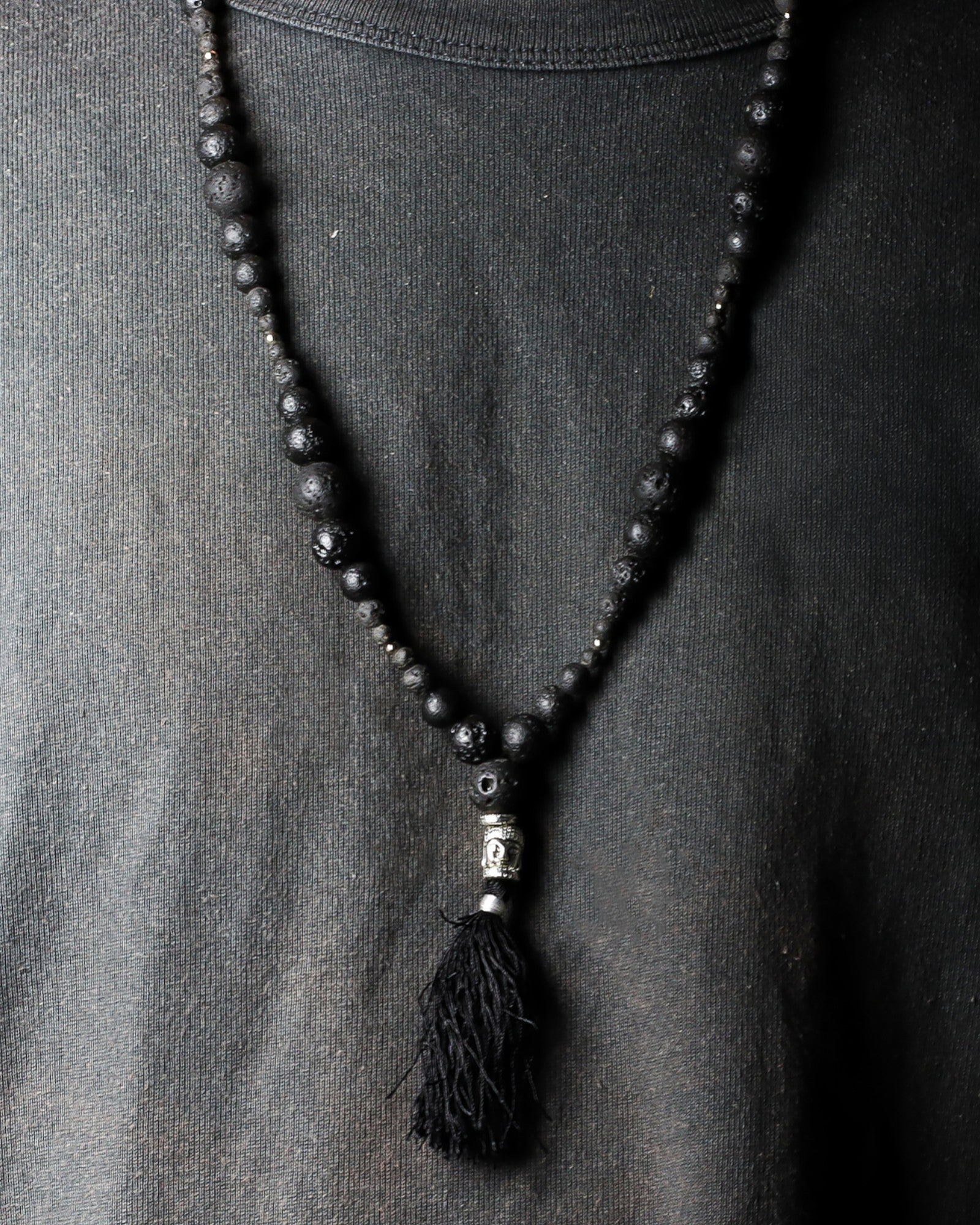 Collana Essenza del Vulcano – Energia Radicante