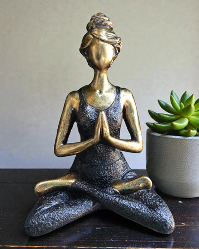 Statuetta di Donna 24 cm – Yoga Forza Oro-Nera